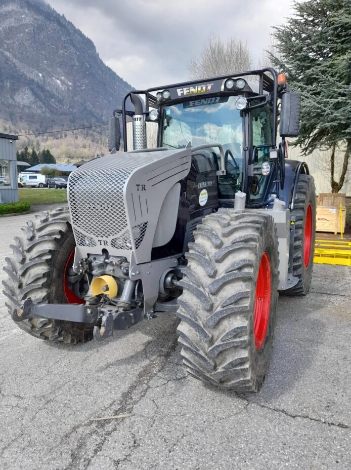 Photo pièce chaudronnée tracteur
